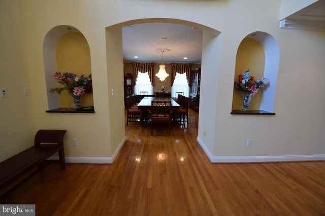 7601 ANAMOSA WAY, Derwood, MD 20855