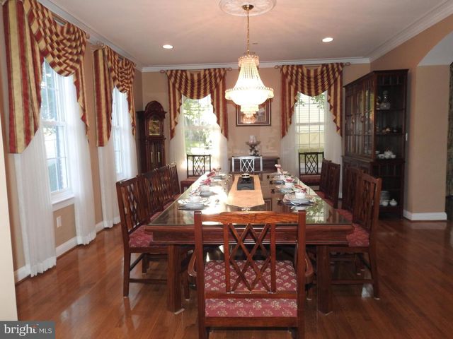 7601 ANAMOSA WAY, Derwood, MD 20855