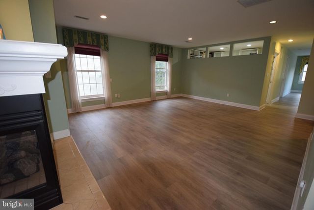 7601 ANAMOSA WAY, Derwood, MD 20855