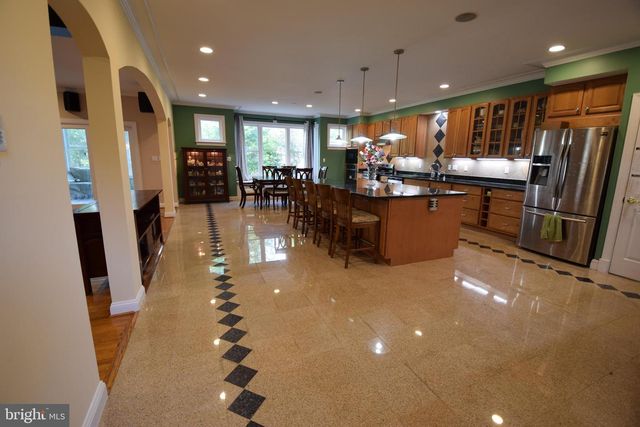 7601 ANAMOSA WAY, Derwood, MD 20855