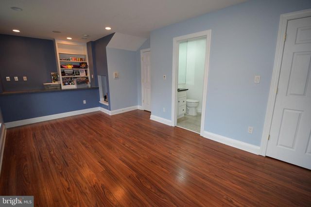 7601 ANAMOSA WAY, Derwood, MD 20855