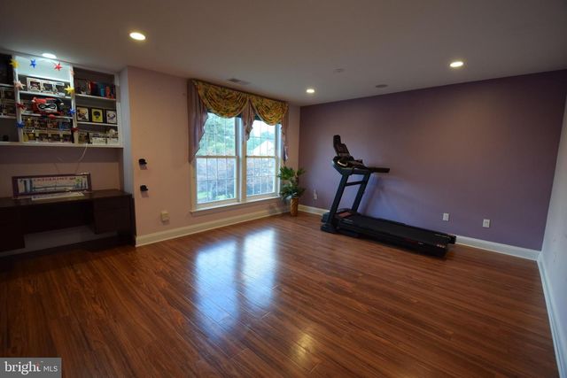 7601 ANAMOSA WAY, Derwood, MD 20855