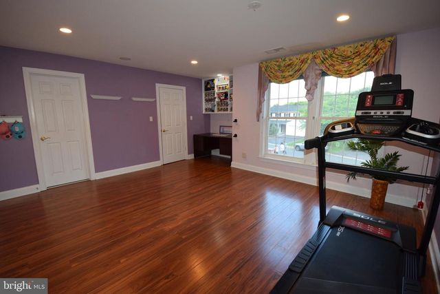 7601 ANAMOSA WAY, Derwood, MD 20855