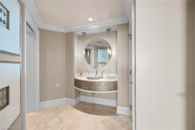 3991 Gulf Shore BLVD N PH101, Naples, FL 34103