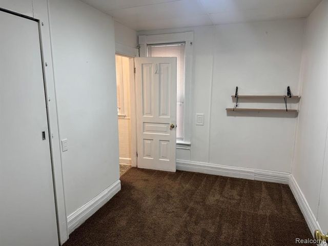 17 Stapleton Street, Mount Clemens, MI 48043