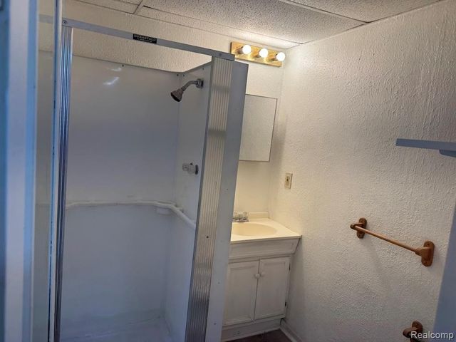 17 Stapleton Street, Mount Clemens, MI 48043