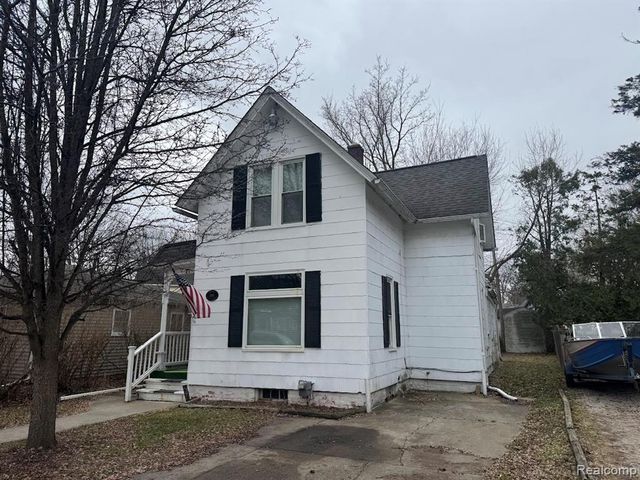 17 Stapleton Street, Mount Clemens, MI 48043