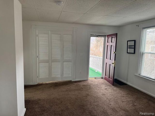 17 Stapleton Street, Mount Clemens, MI 48043