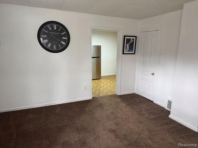 17 Stapleton Street, Mount Clemens, MI 48043