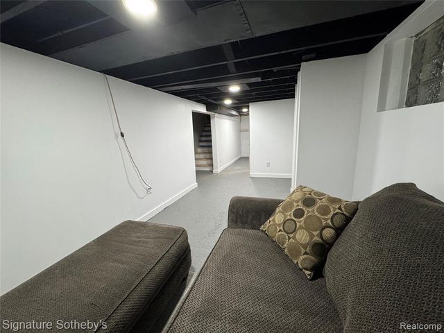 797 E Beverly Avenue, Pontiac, MI 48340