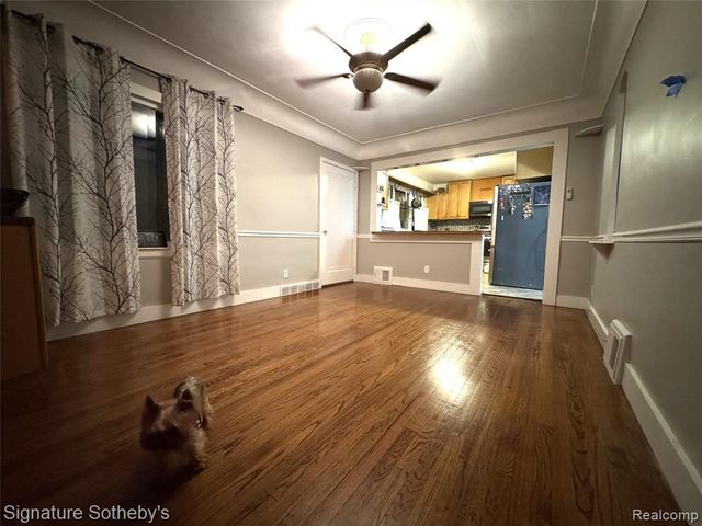 797 E Beverly Avenue, Pontiac, MI 48340