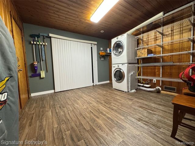 797 E Beverly Avenue, Pontiac, MI 48340
