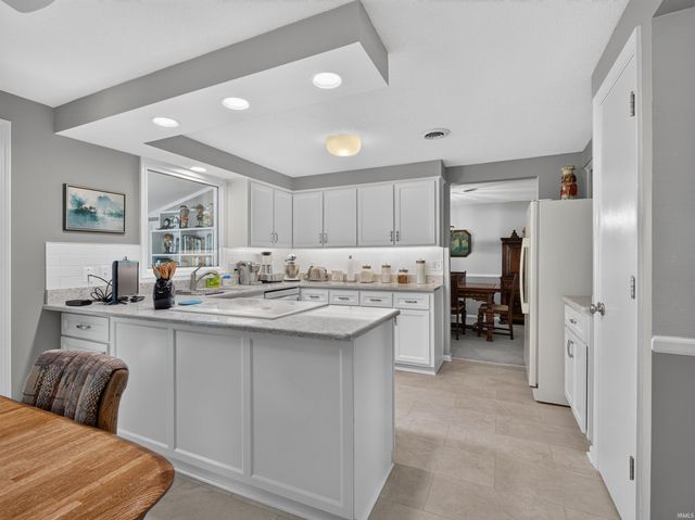 4720 Ottawa Drive, Fort Wayne, IN 46835