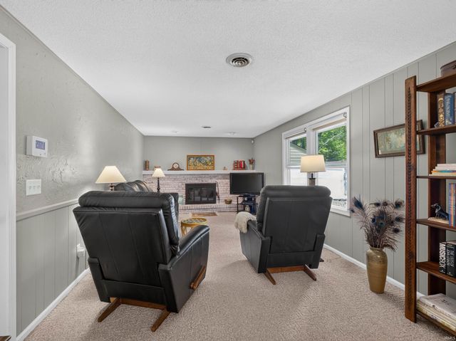 4720 Ottawa Drive, Fort Wayne, IN 46835