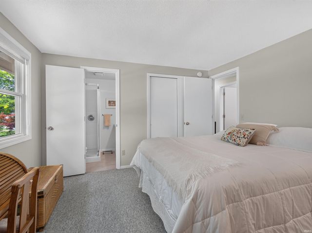 4720 Ottawa Drive, Fort Wayne, IN 46835