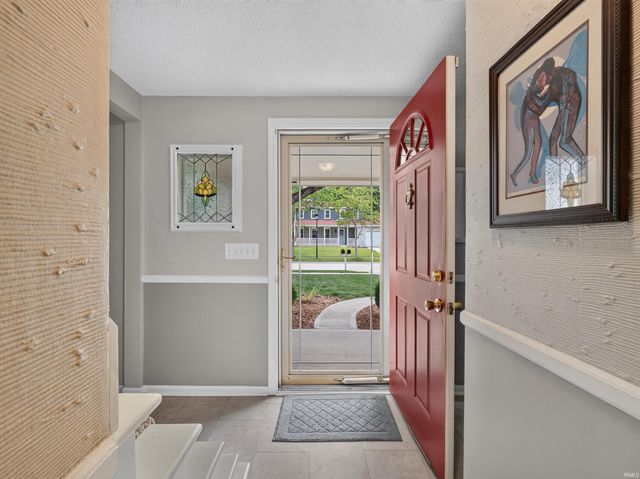 4720 Ottawa Drive, Fort Wayne, IN 46835