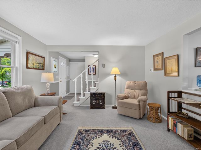 4720 Ottawa Drive, Fort Wayne, IN 46835