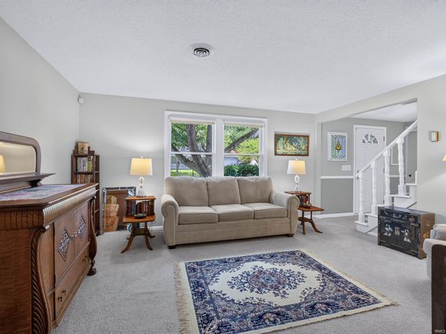 4720 Ottawa Drive, Fort Wayne, IN 46835