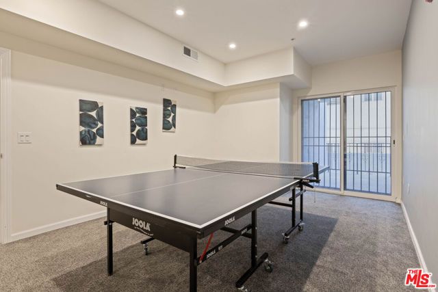 155 S Oxford Avenue 404, Los Angeles, CA 90004