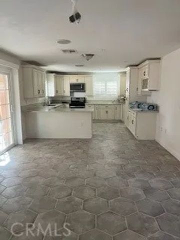 1473 S Rebecca Street South, Pomona, CA 91766