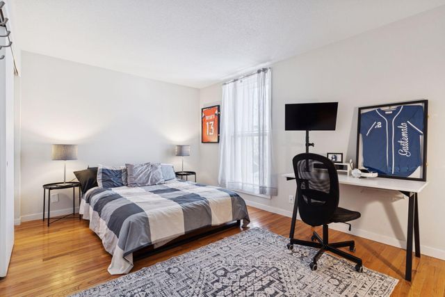 6499 Barrie Road, Edina, MN 55435