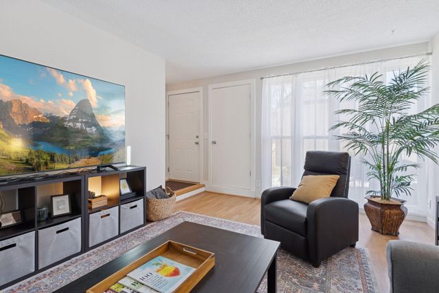 6499 Barrie Road, Edina, MN 55435