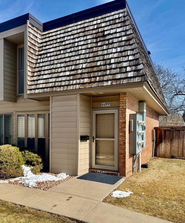 6499 Barrie Road, Edina, MN 55435