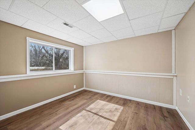 8768 Moorhouse Avenue, Clear Lake, MN 55319