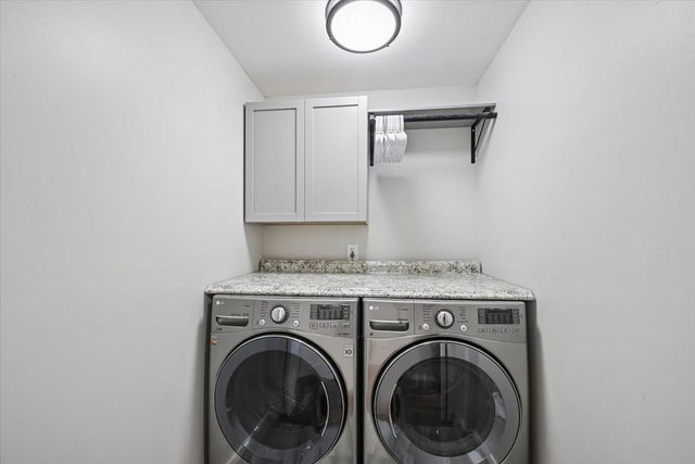 8768 Moorhouse Avenue, Clear Lake, MN 55319