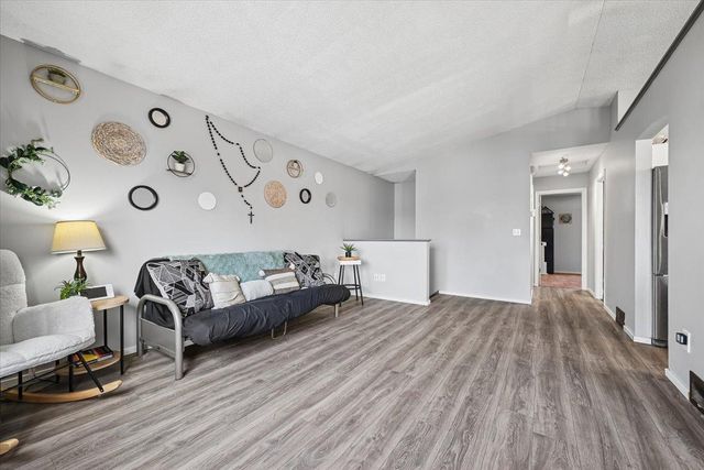 8768 Moorhouse Avenue, Clear Lake, MN 55319