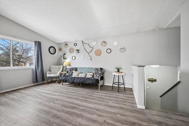 8768 Moorhouse Avenue, Clear Lake, MN 55319