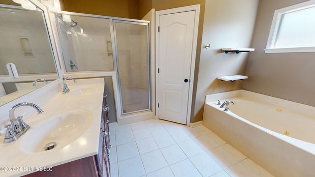2761 Dickens Place Drive, Southaven, MS 38671