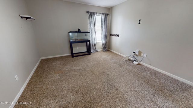 2761 Dickens Place Drive, Southaven, MS 38671
