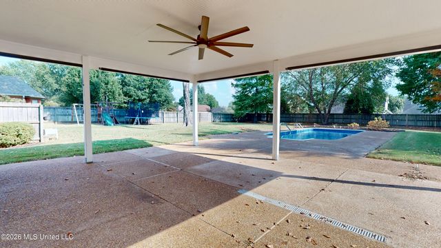 2761 Dickens Place Drive, Southaven, MS 38671