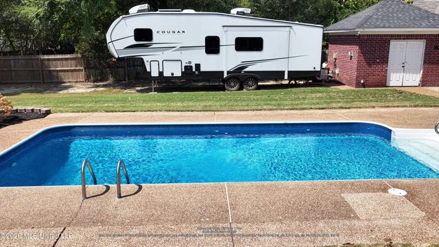 2761 Dickens Place Drive, Southaven, MS 38671