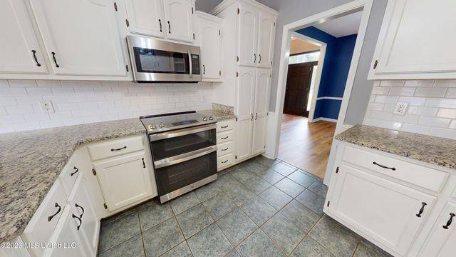 2761 Dickens Place Drive, Southaven, MS 38671