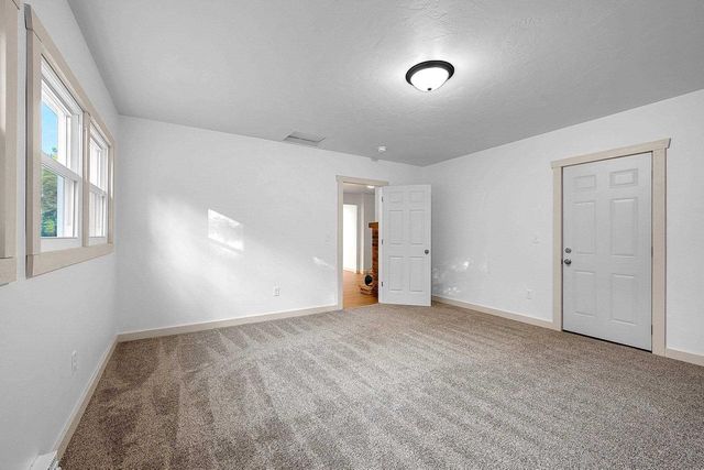 N9598 COTTAGE LANE, Wausaukee, WI 54177