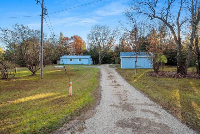 N9598 COTTAGE LANE, Wausaukee, WI 54177