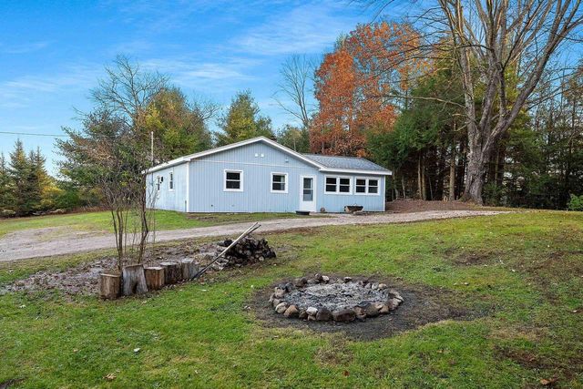 N9598 COTTAGE LANE, Wausaukee, WI 54177