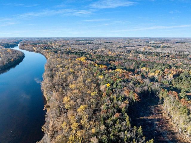 N9598 COTTAGE LANE, Wausaukee, WI 54177