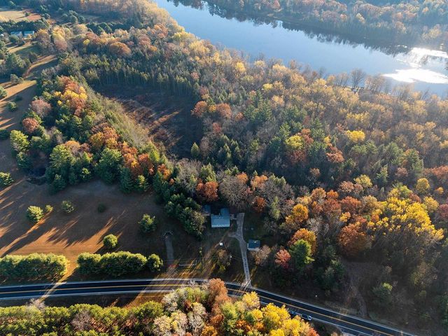 N9598 COTTAGE LANE, Wausaukee, WI 54177