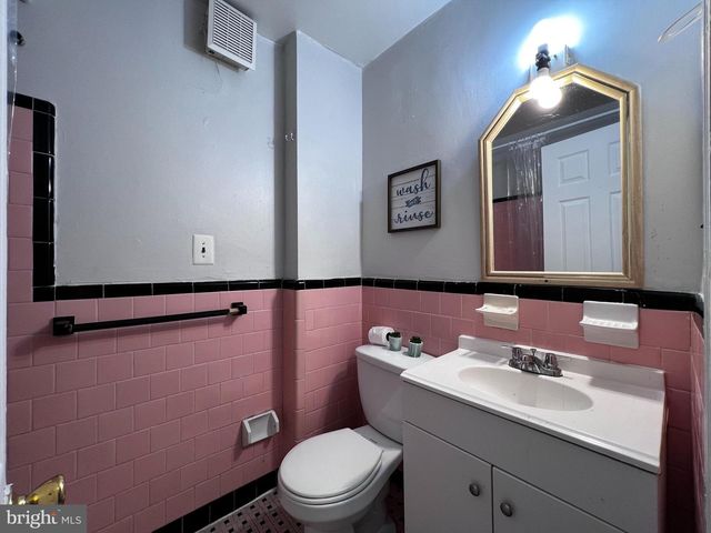 6220 ALGON AVE, Philadelphia, PA 19111