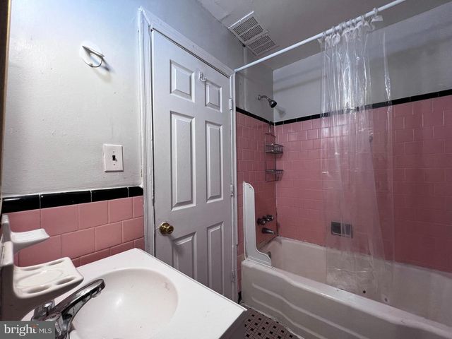 6220 ALGON AVE, Philadelphia, PA 19111