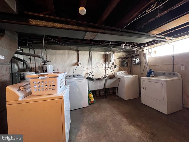 6220 ALGON AVE, Philadelphia, PA 19111