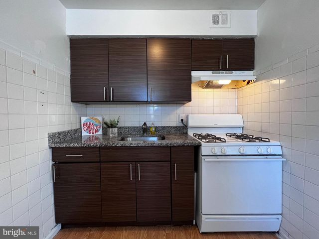 6220 ALGON AVE, Philadelphia, PA 19111