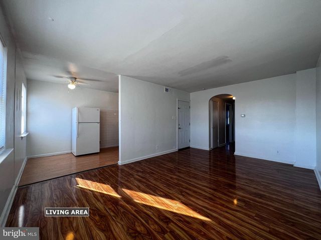 6220 ALGON AVE, Philadelphia, PA 19111