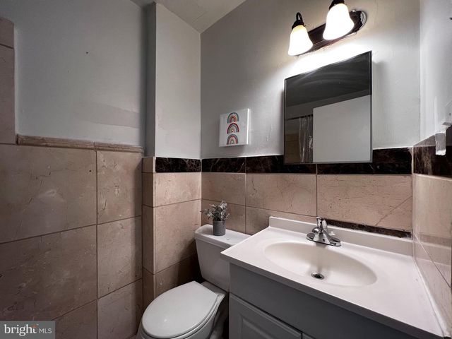 6220 ALGON AVE, Philadelphia, PA 19111