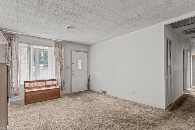 1402 Clegg Street, Greensboro, NC 27407