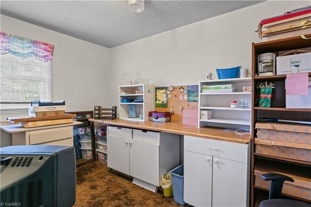 1402 Clegg Street, Greensboro, NC 27407