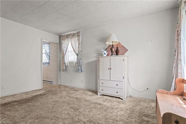 1402 Clegg Street, Greensboro, NC 27407